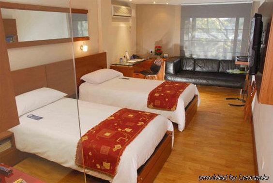 Hotel NH Bogota Boheme Royal Zimmer foto
